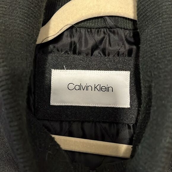 CALVIN KLEIN Men’s Classic Fit Gray Wool Blend Overcoat, 38R - Picture 8 of 13